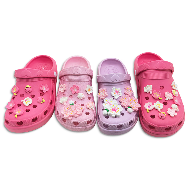 Slippers EVA Clogs Shoes for Women Garden Shoes Heart Shaped Design with Cherry Blossom Decoration on The Shoe Upper