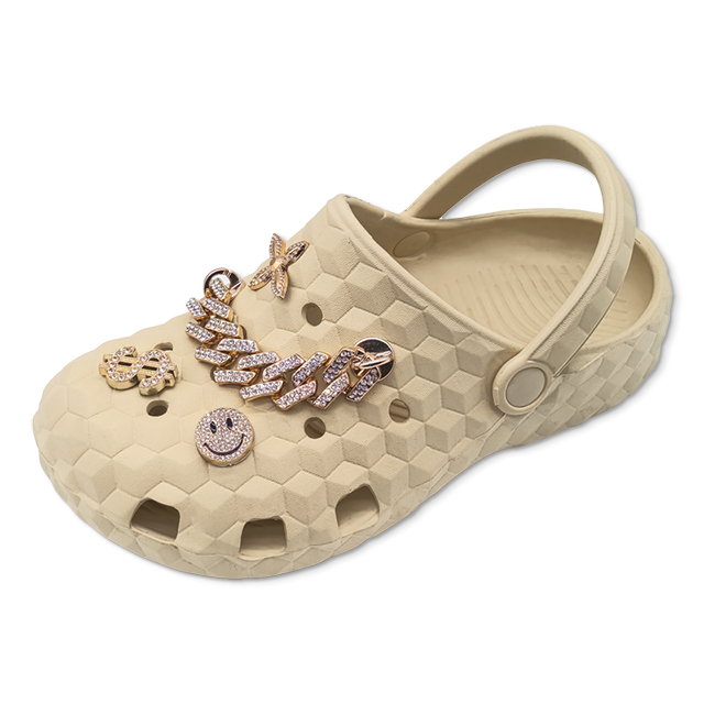 EVA Soft Clogs Garden Shoes for Women And Girls Comfortable Shoes Solid Color Slippers With Exquisite Accessories