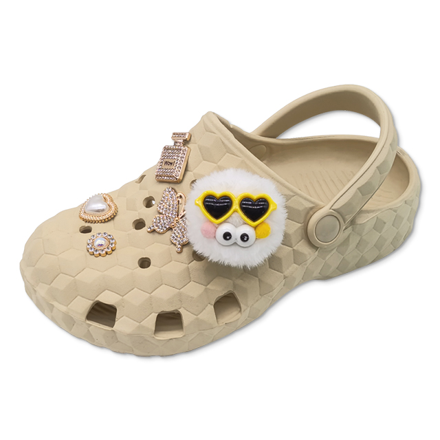 EVA Garden Shoes for Women And Girls Solid Color Slippers With Exquisite Accessories And Little Plush Accessories