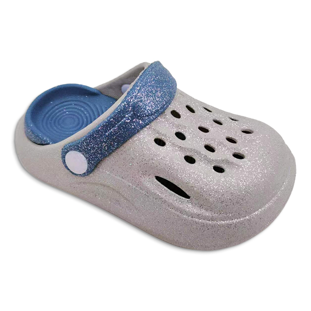 Children’s EVA Garden Shoes Vogue Beach Sandals Summer Slippers Soft Kids Outdoor Slippers with Sequins