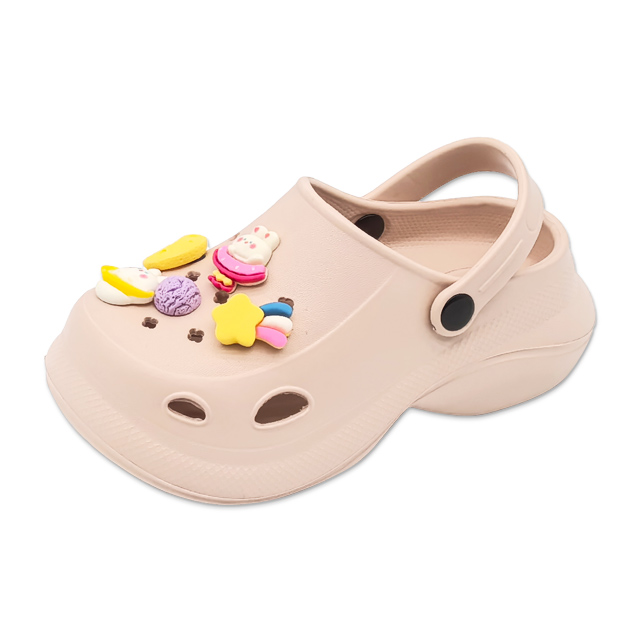 Kid's EVA Garden Shoes Thick Sole Fashion Slippers With Cute Decorations