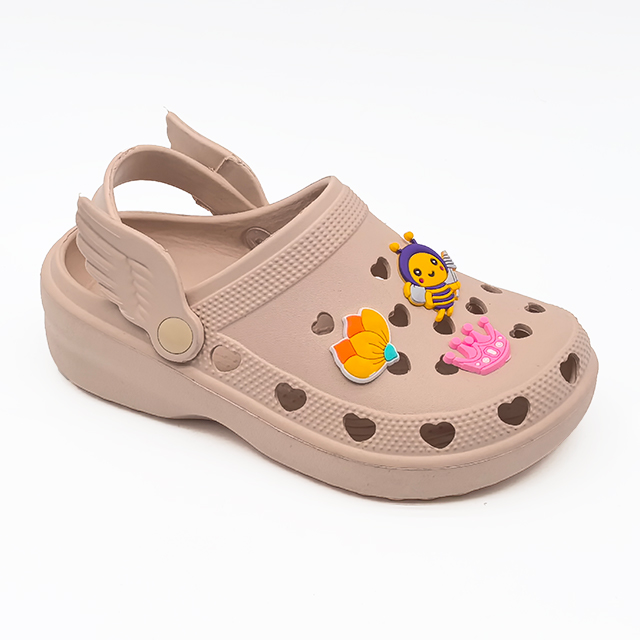 EVA Summer Sandals Women's Clogs Heart Shoe Hole Girls Cute Garden Shoes Outdoor Shoelaces with Small Wings