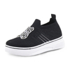 Kid’s Injection Shoes Fly Knit Embroidered with Cute Bear Upper Sports Causal Walking Shoes 