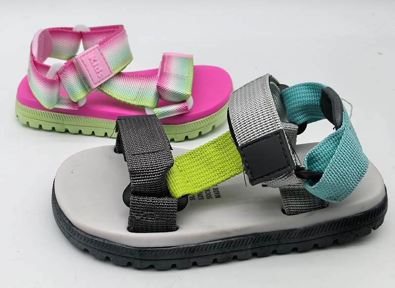 The Benefits of Wearing Slippers for Relaxing The Body And Mind
